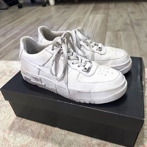 Nike Air Force One Pixels White